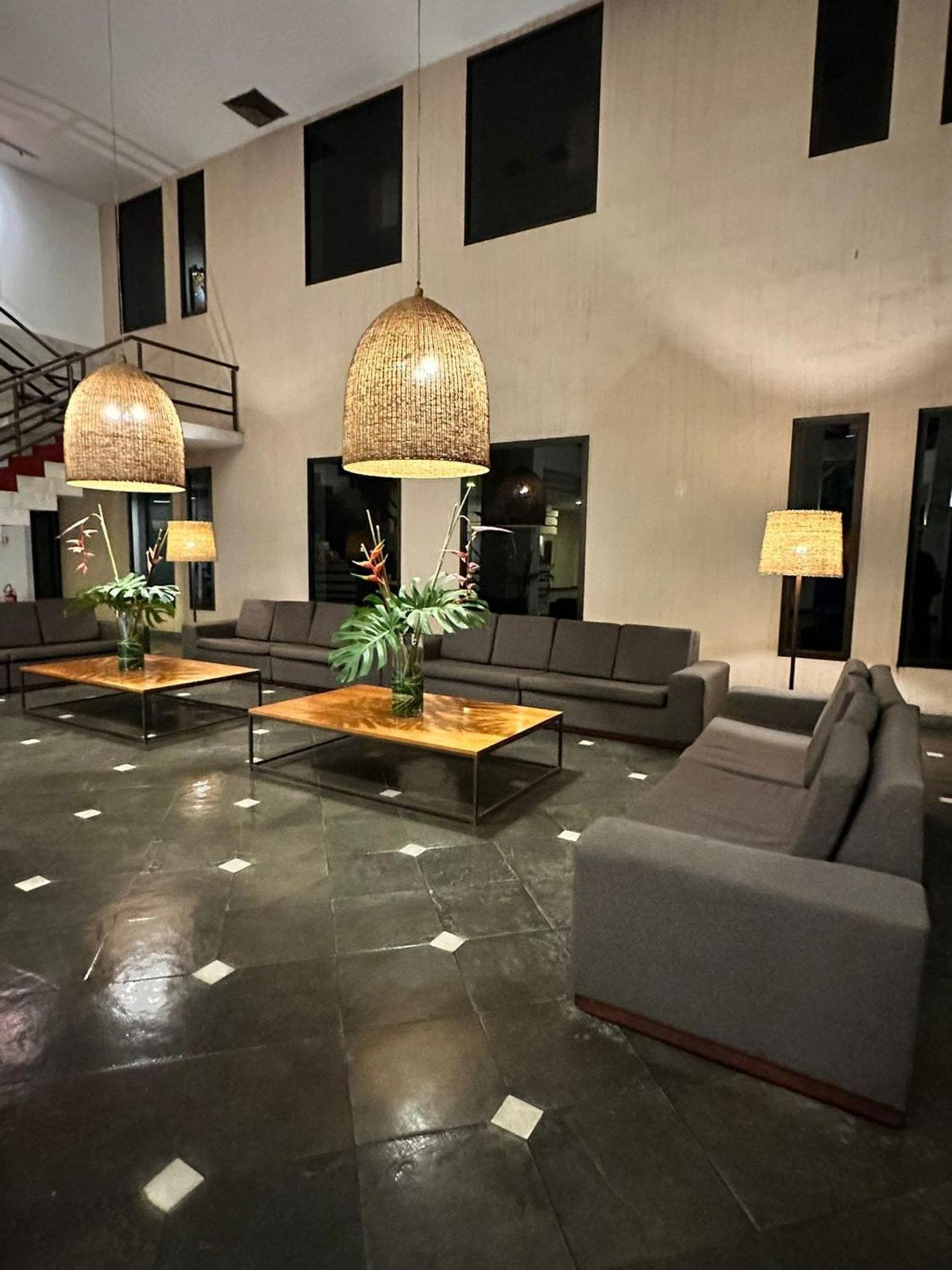 Apartamento Praia, Piscina, Vista, Shopping, Junto Em Um So Lugar. E Sala Do Perfeito. Río de Janeiro
